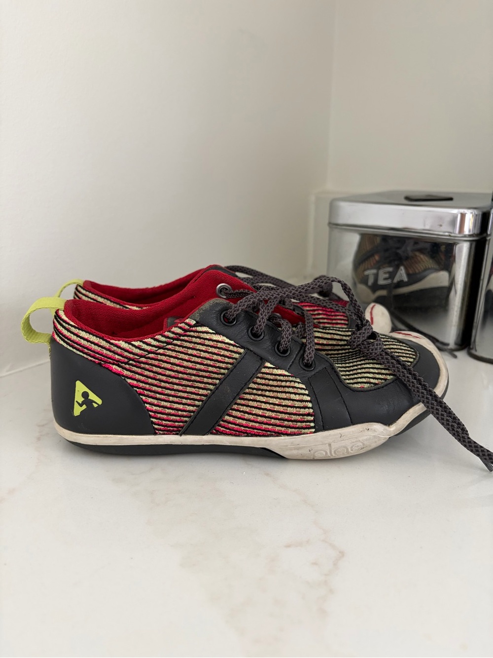 Little Boys Plae sneakers